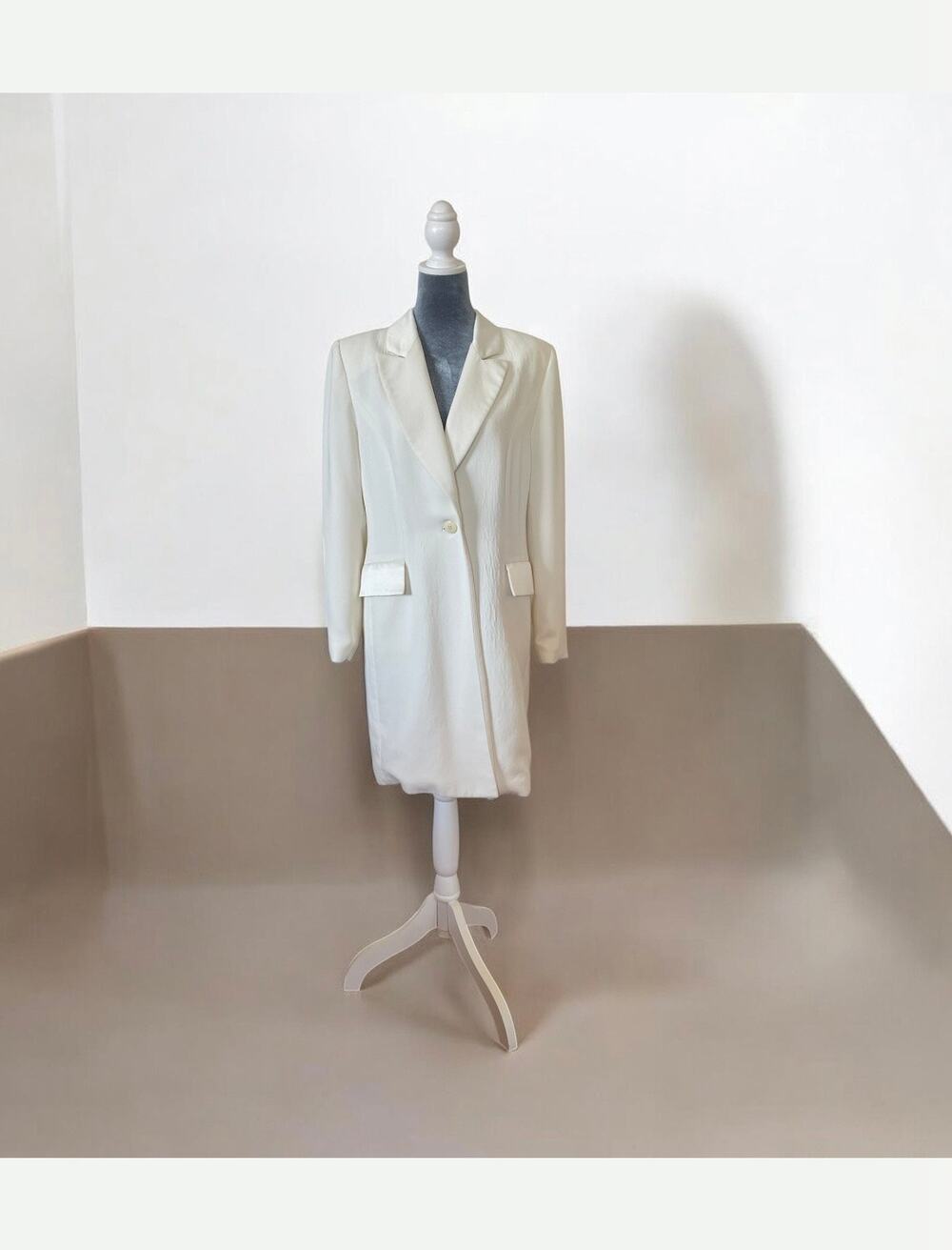 Vintage Valerie Stevens Ivory Coat Size 10